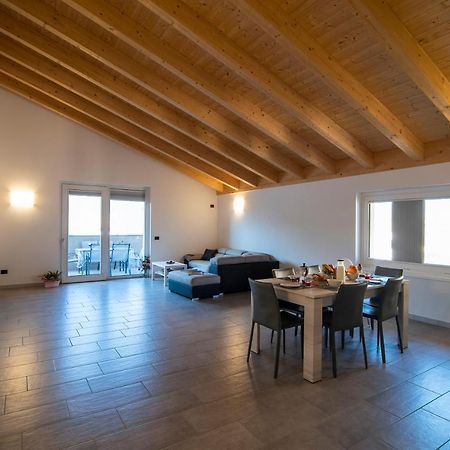 Ferienwohnung Attico Bella Vista Dubino Exterior foto
