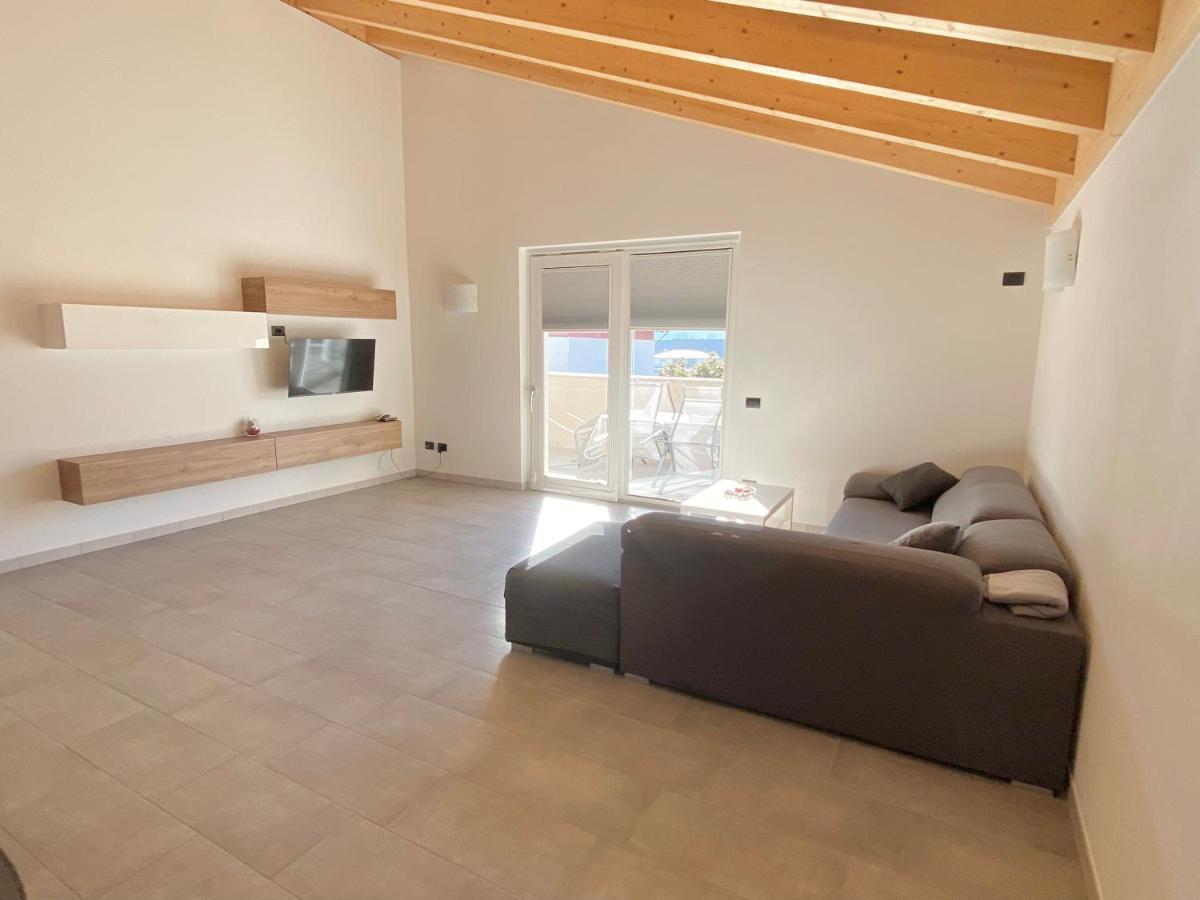 Ferienwohnung Attico Bella Vista Dubino Exterior foto