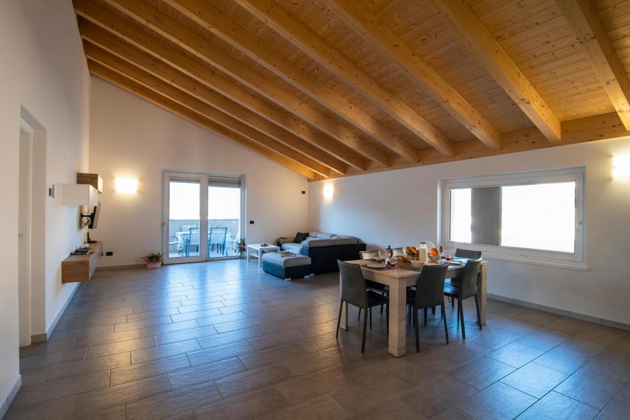 Ferienwohnung Attico Bella Vista Dubino Exterior foto